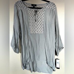 AGB Tunic with Embellished Neckline and 3/4 Sleeve Blouse. NWT. Size XL
